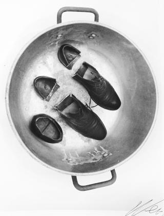 鞋系列（之一）装置，艾未未 1988-1990纽约