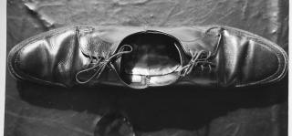 鞋系列（之二）装置，艾未未 1988-1990纽约